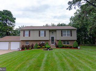 12 Seth Dr, Hammonton, NJ 08037