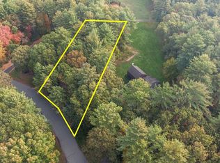 10 Stonecleave Rd, North Andover, MA 01845