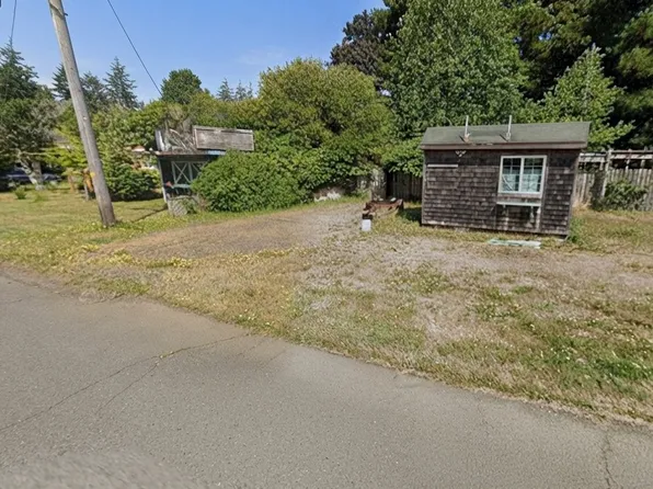 1155 Pacific Dr, Hammond, OR 97121
