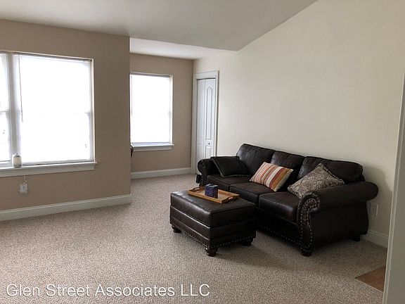 4th image of 46 Fairview Street Ext APT 2