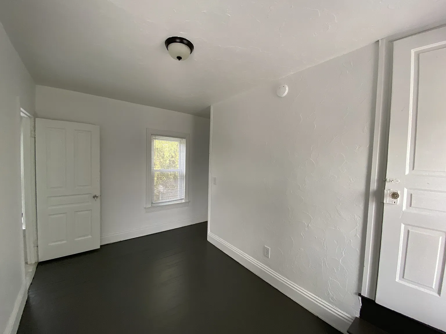 124 Cedar St, York - 1 — Photo 2
