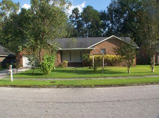 440 Fox Hunt Rd, Goose Creek, SC 29445