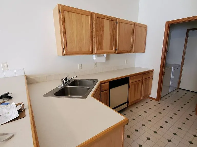 9506 Goodrich Rd SE — Photo 7