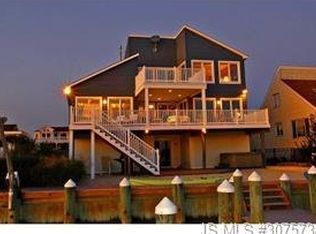 426 N 3rd St, Surf City, NJ 08008