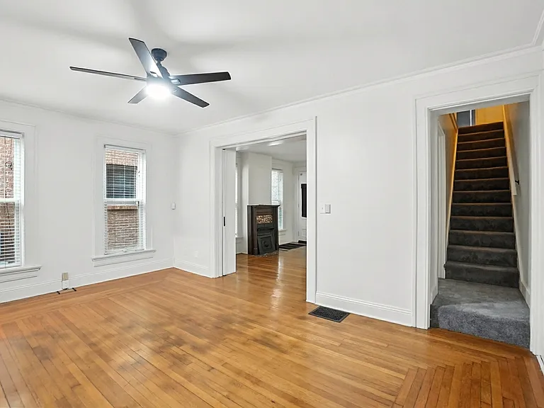 218 Brown St — Photo 6