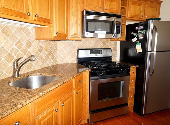 3rd image of 21 57th St #West