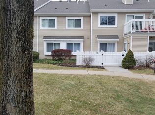 13 Arrowwood Ln, Monmouth Junction, NJ 08852