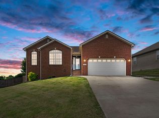316 White Cliffs Ln, Frankfort, KY