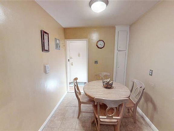 2nd image of 480 Riverdale Ave APT 6B