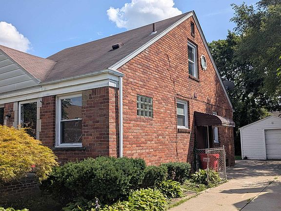2nd image of 17970 Lincoln Dr