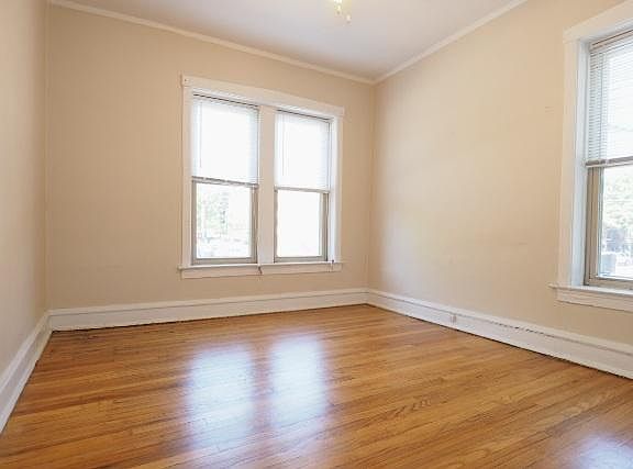 3rd image of 5137 N Damen Ave #1