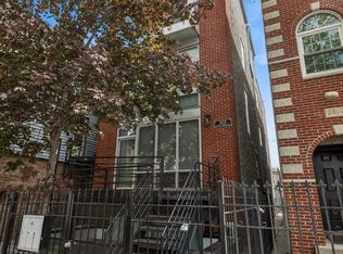 1015 N Hermitage Ave #A, Chicago, IL 60622