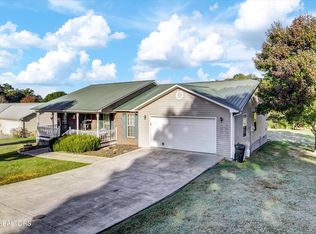 4223 Ingrid Dr, Maryville, TN 37801
