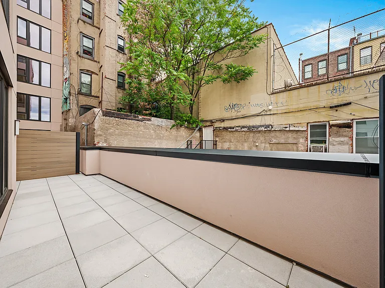 91 Bruckner Blvd #213 — Photo 6