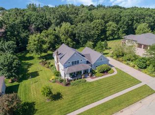 2060 Brown Deer Rd, Coralville, IA 52241