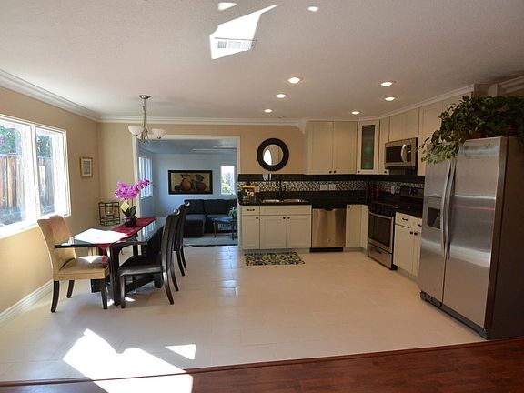 5th image of 1766 Fair Hill Dr