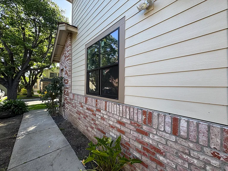 1870 Wembley Ct — Photo 29
