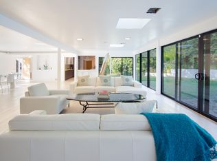 3164 Brookdale Road, Studio city, CA 91604