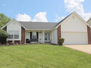 20 President Dr, O'Fallon, MO 63368