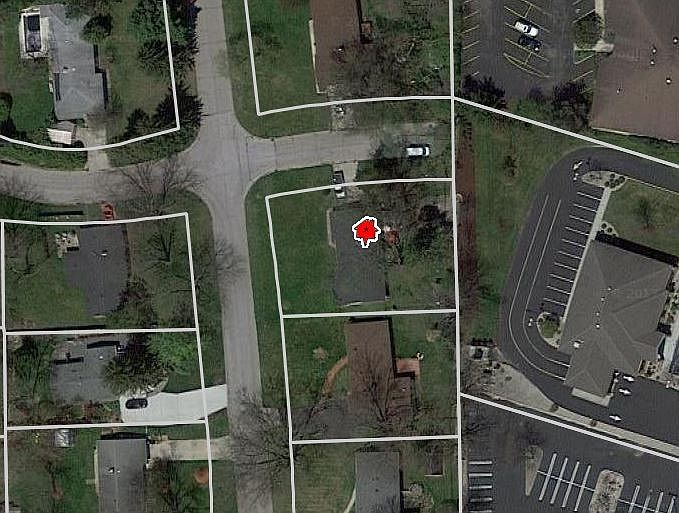 1st image of 3334 E Lincolnshire Blvd