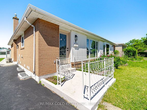 3rd image of 8 Athlone Ave