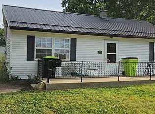 13 E Sunnydale Dr, Huntington, IN 46750