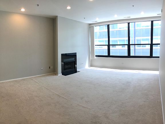 Extra large living area!