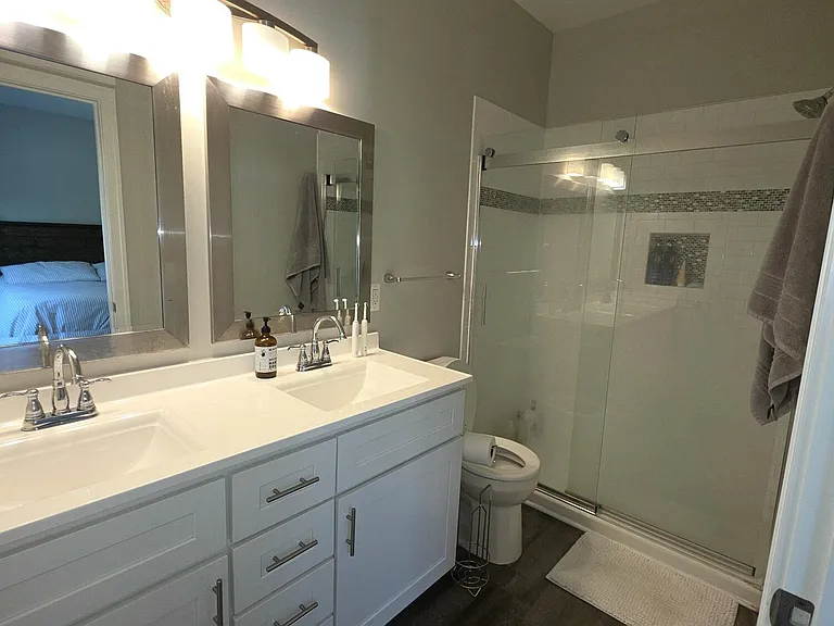 418 W Ellen St — Photo 37