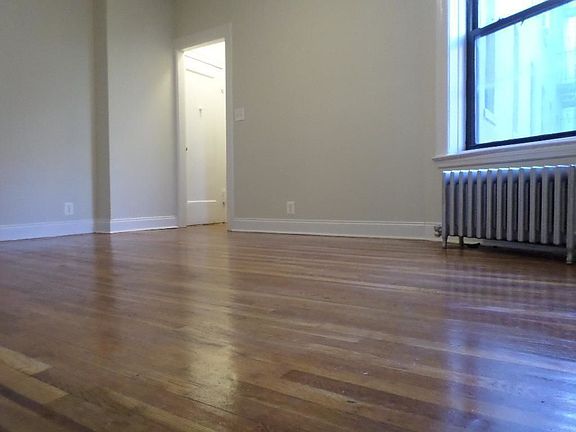 3rd image of 2523 31st Ave APT A33