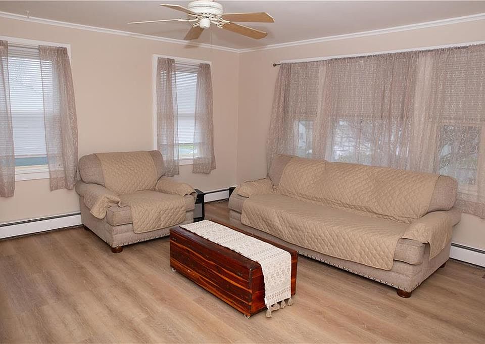 2425 Lawnherst Ave, Easton, PA 18045 Zillow