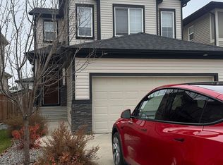 9455 227th St NW, Edmonton, AB T5T7B4