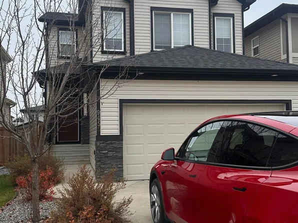 9455 227th St NW, Edmonton, AB T5T 7B4