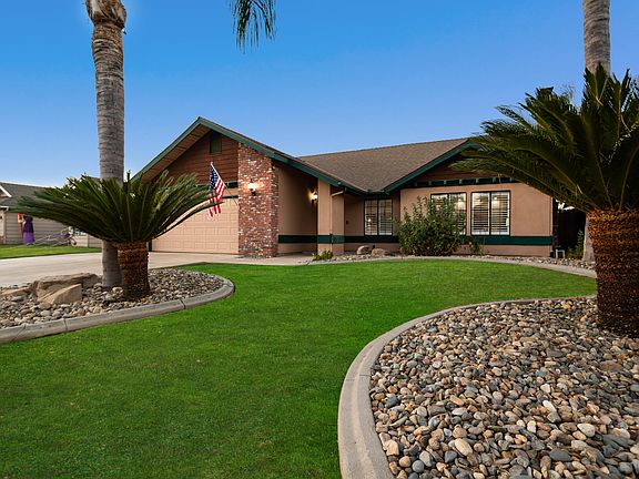 4th image of 2824 W Hemlock Court