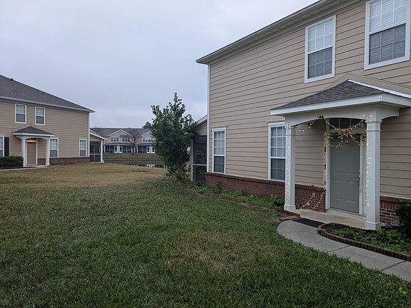 4th image of 4231 Crownwood Dr