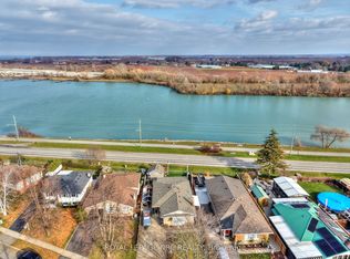 624 Bunting Rd, Saint Catharines, ON L2M2Z8