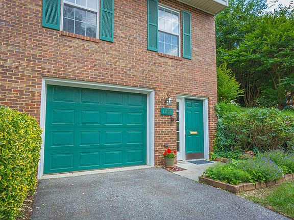 2nd image of 1208 Belleview Ave SE