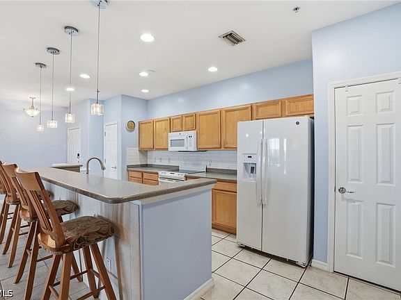 4th image of 11751 Pasetto Ln APT 407
