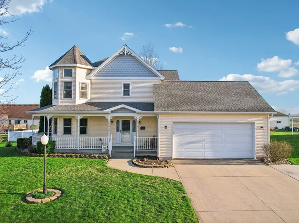 215 Statz Ln, Dane, WI 53529
