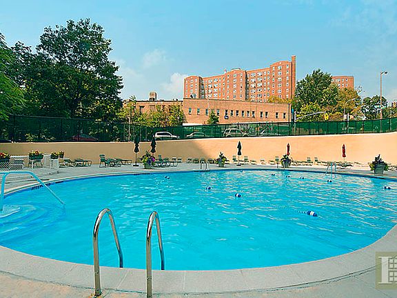5th image of 555 Kappock St APT 15F