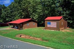 3rd image of 1426 Peter Mabe Rd