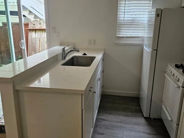 1936 Stuart St APT 2, Berkeley, CA 94703