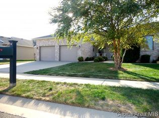 7203 Preston Dr, Springfield, IL 62711