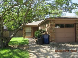 329 Spring Branch Ln, Kennedale, TX 76060