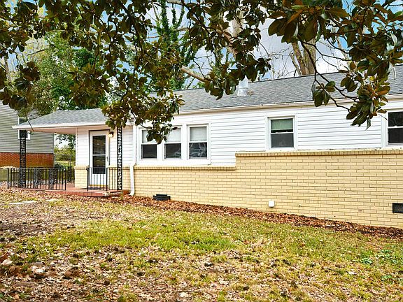 2nd image of 921 Barnwell Rd