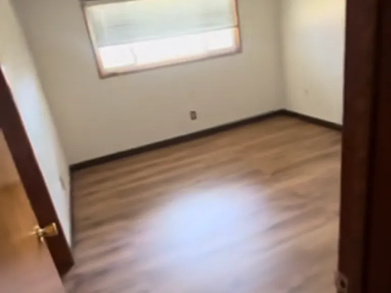 8822 S Maple Ave #9 — Photo 10