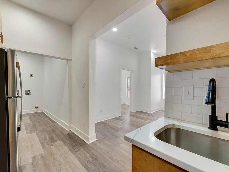 506 N Lancaster Ave #506 — Photo 20