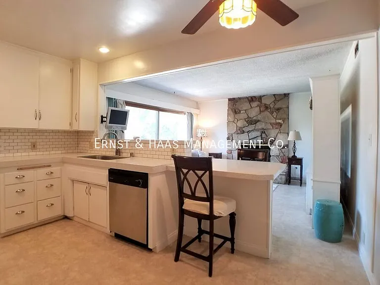 7619 Suva St — Photo 16