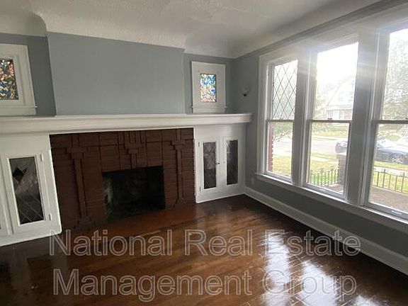 5th image of 15920 Turner Ave Unit 1