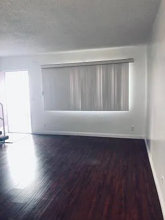 12546 Pacific Ave #4 — Photo 16
