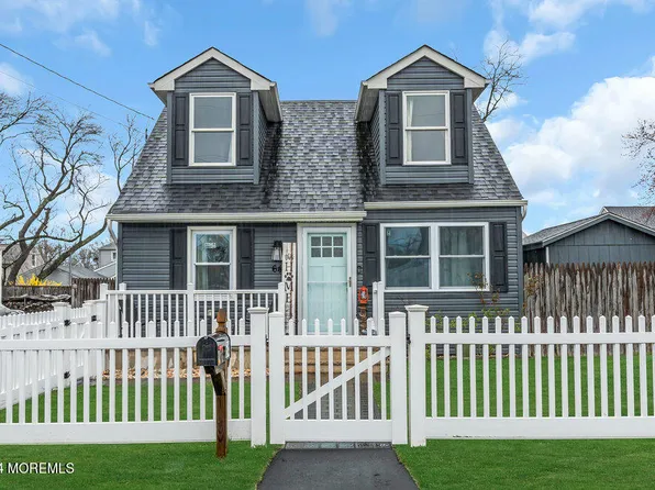 64 Compton Avenue, Hazlet, NJ 07734